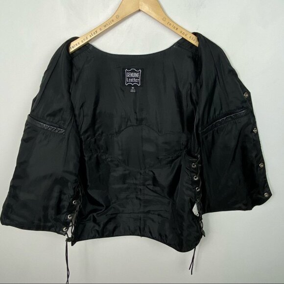 Genuine Leather Motorcycle Vest Black Cruisers Size Medium Canadian Moto Jacket - Picture 8 of 15